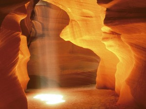 raggio-di-luce-nel-canyon
