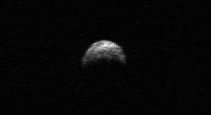 asteroide-2005-YU55
